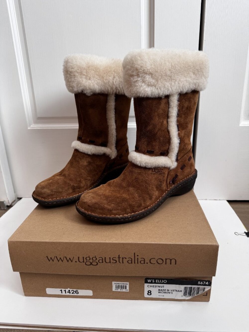 UGG Australia Elijo 5674 Shearling Cuff Suede Slip On Boots Brown Womens Size 8